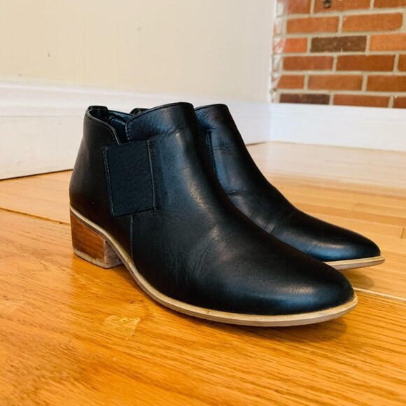 Tory Burch Kira Leather Heeled Ankle Boots in Perfect Black - Size 7  MSRP $398 - Picture 3 of 16